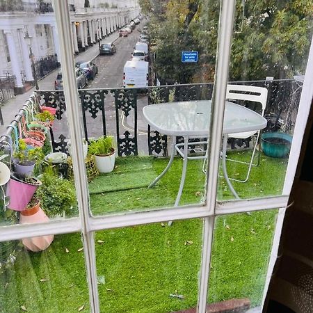 شقة لندن  في F10- Mezzanine 1St Floor Flat Fits 3 Near Paddington المظهر الخارجي الصورة